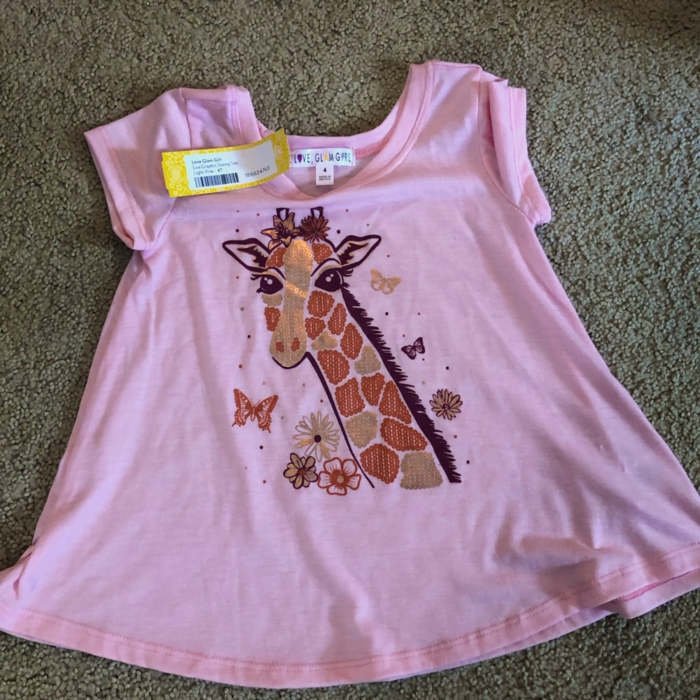 Stitch fix Love Glam Girl giraffe top